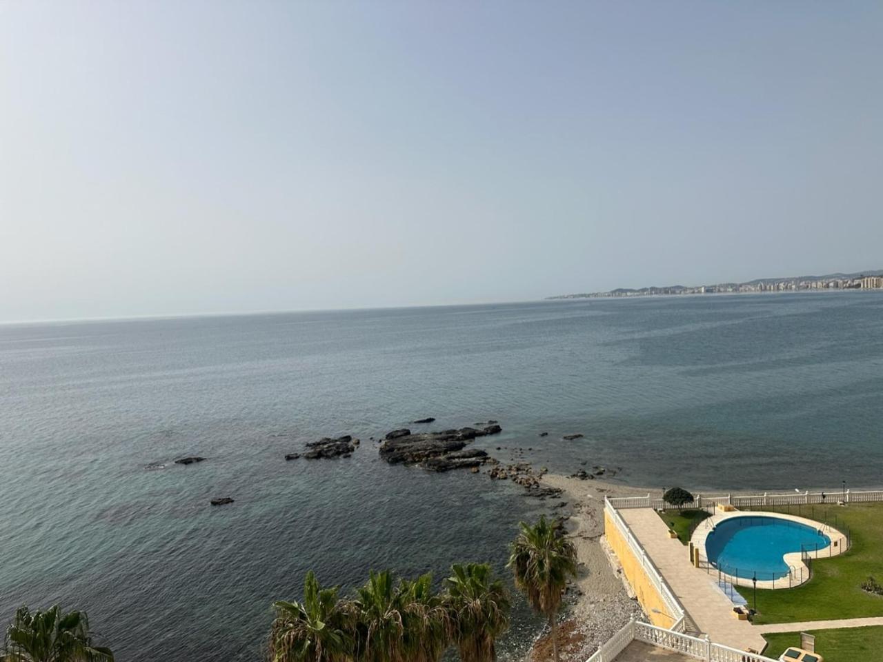 La Perla Beach Беналмадена Екстериор снимка