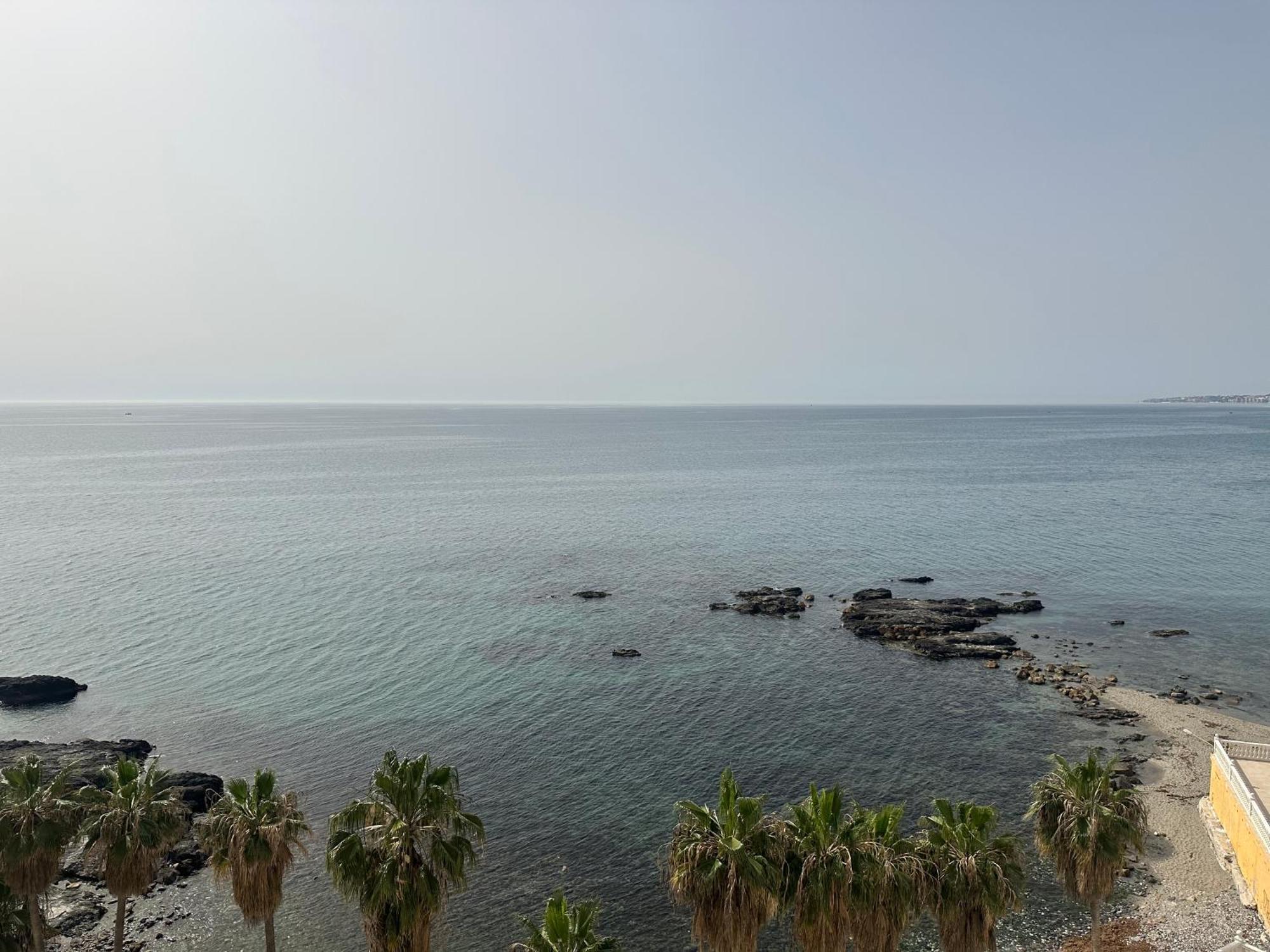 La Perla Beach Беналмадена Екстериор снимка